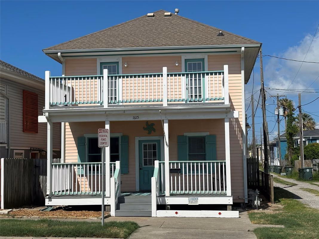 Photo of 1615 16th Street, Galveston, TX 77550