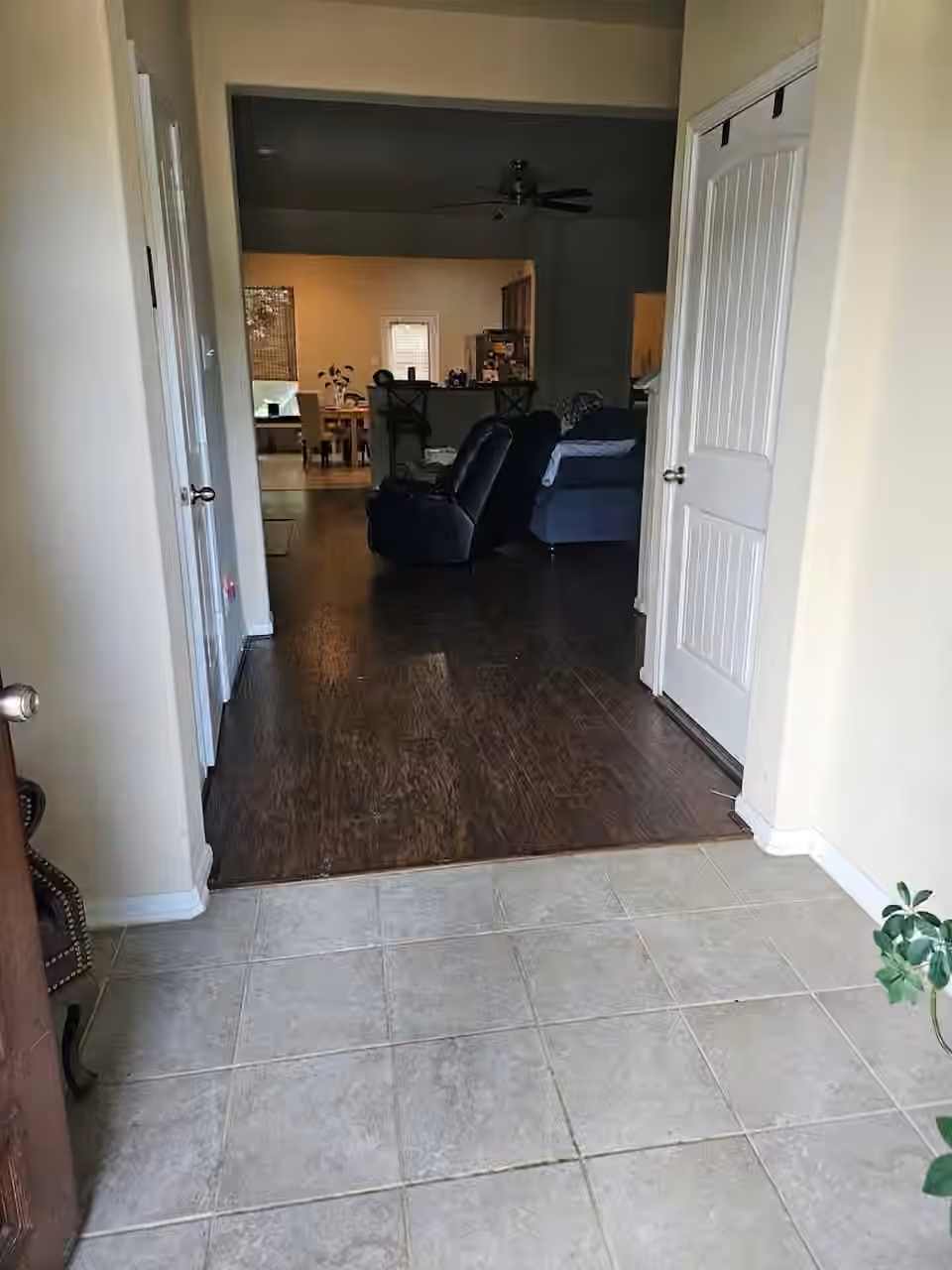 Photo 3 of 9404 Shore Juniper Drive, Houston, TX