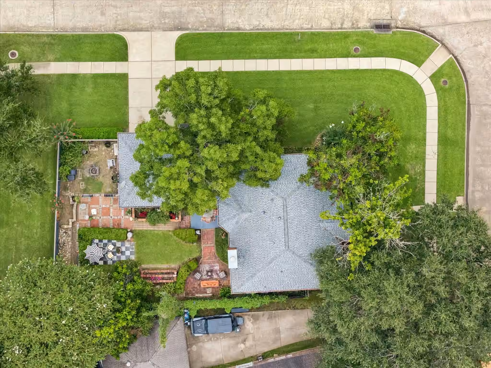 Photo 3 of 1019 Quiet Glen Court, Sugar Land, TX