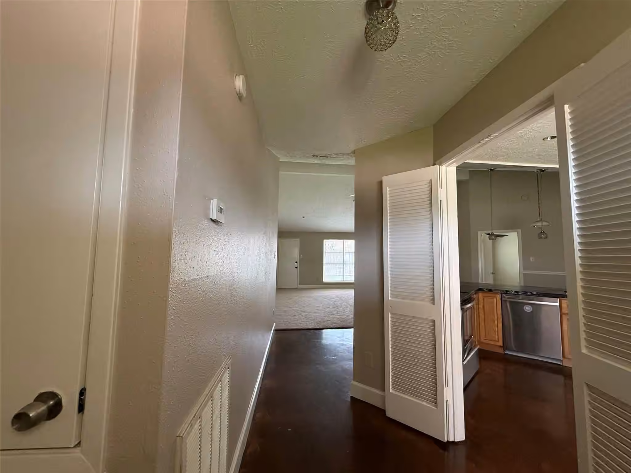 Photo 7 of 2103 Barrington Place Drive, Sugar Land, TX