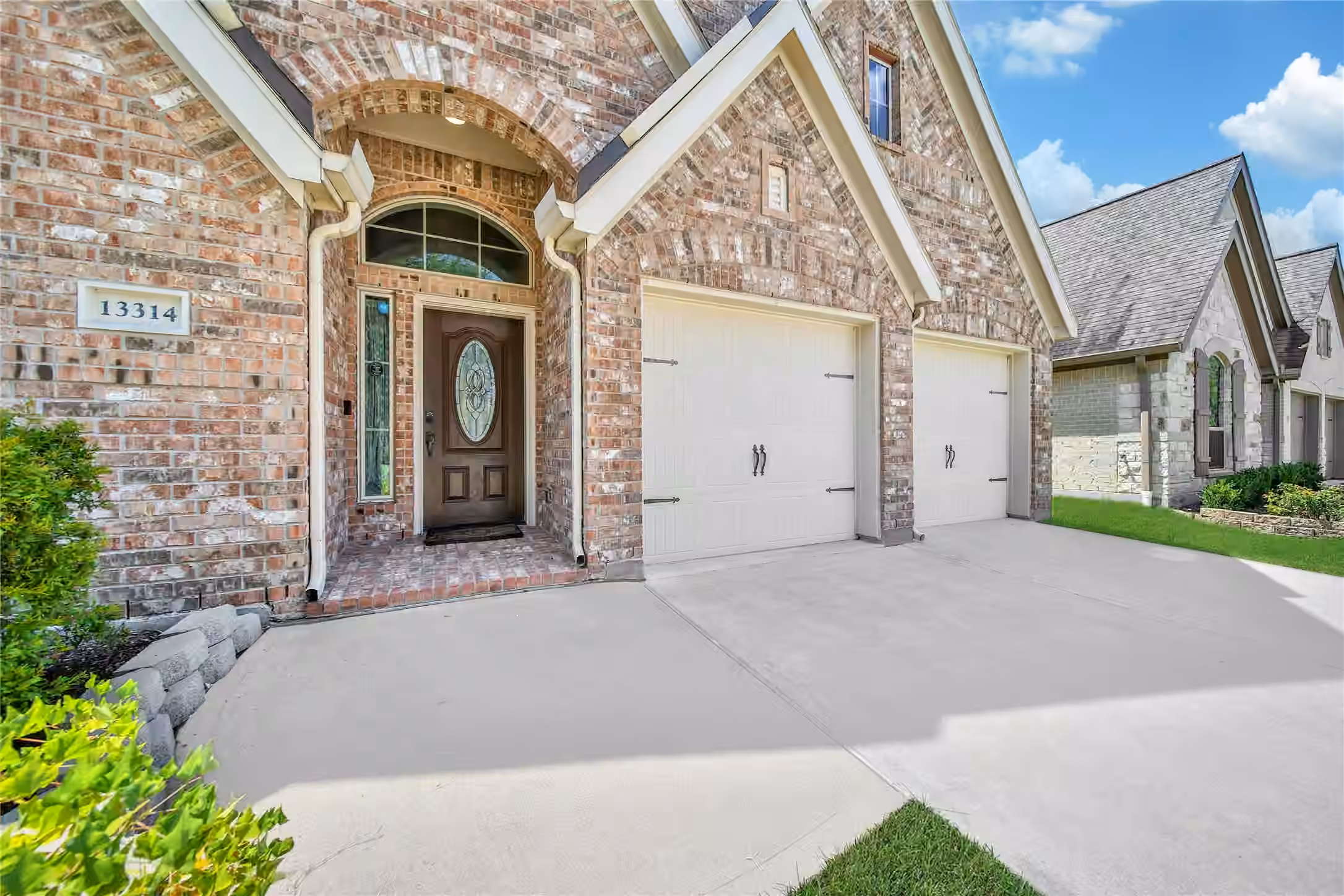 Photo 3 of 13314 Lazy River Lane, Pearland, TX