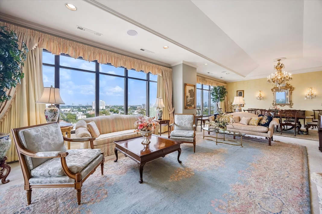 Photo of 2121 Kirby Drive 7NE, Houston, TX
