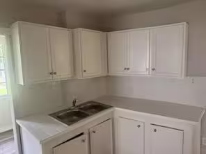 Photo 6 of 702 E Park Street, Sugar Land, TX