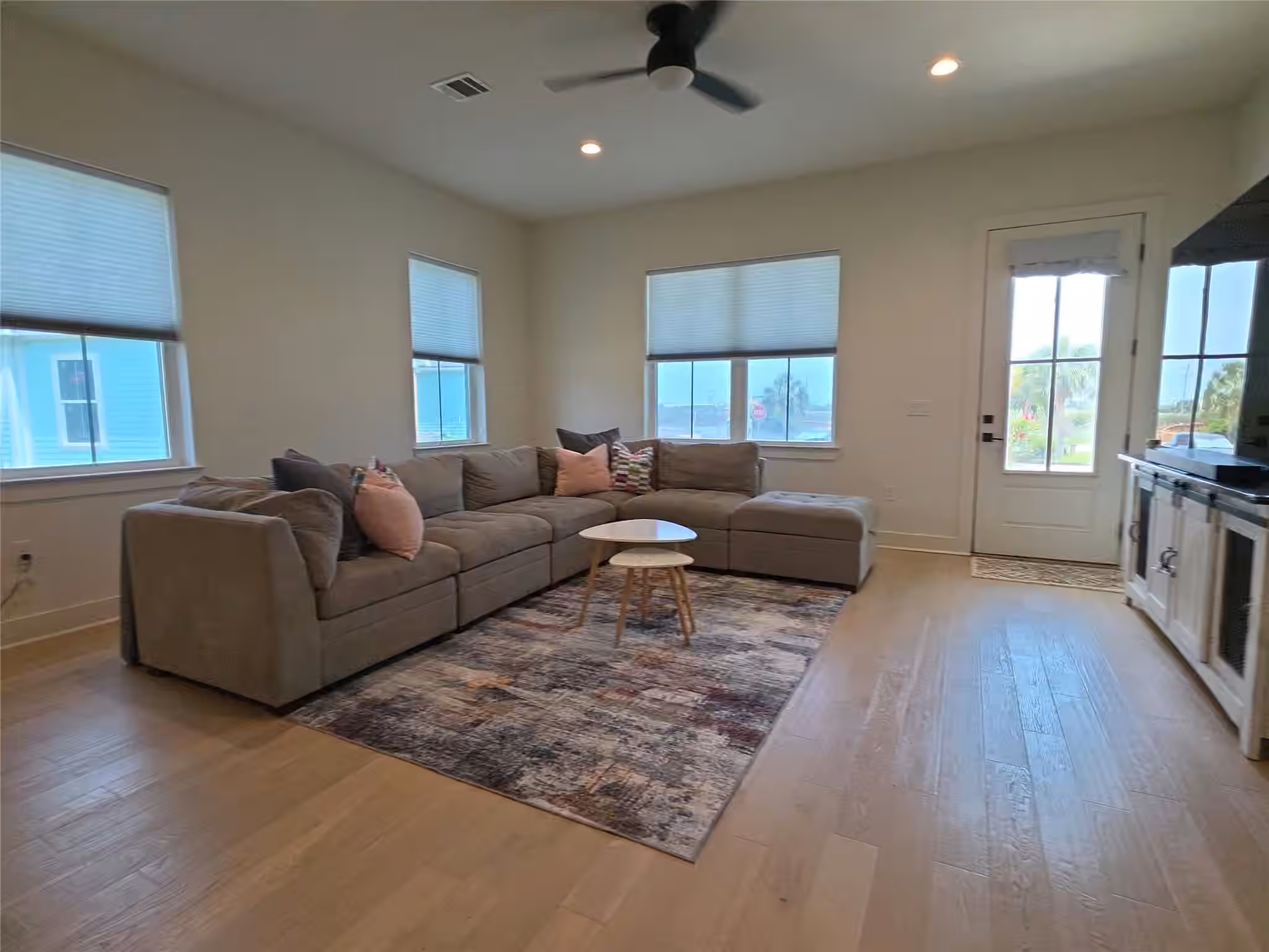Photo 4 of 9822 Tulum Court, Galveston, TX