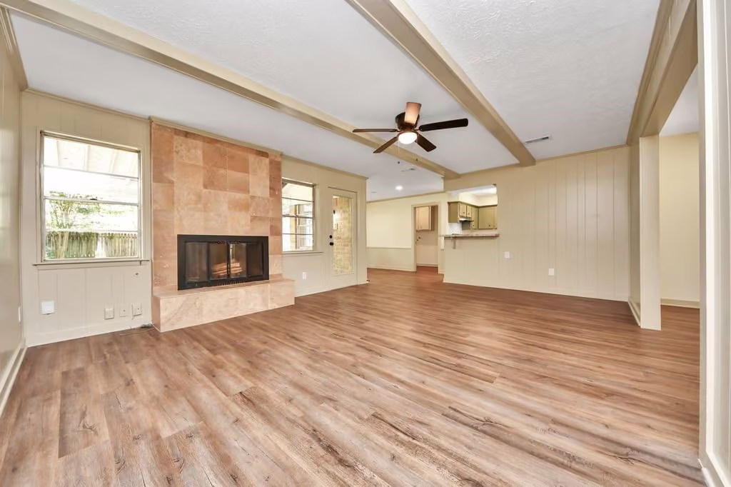 Photo 6 of 5731 Lodge Creek Drive, Houston, TX