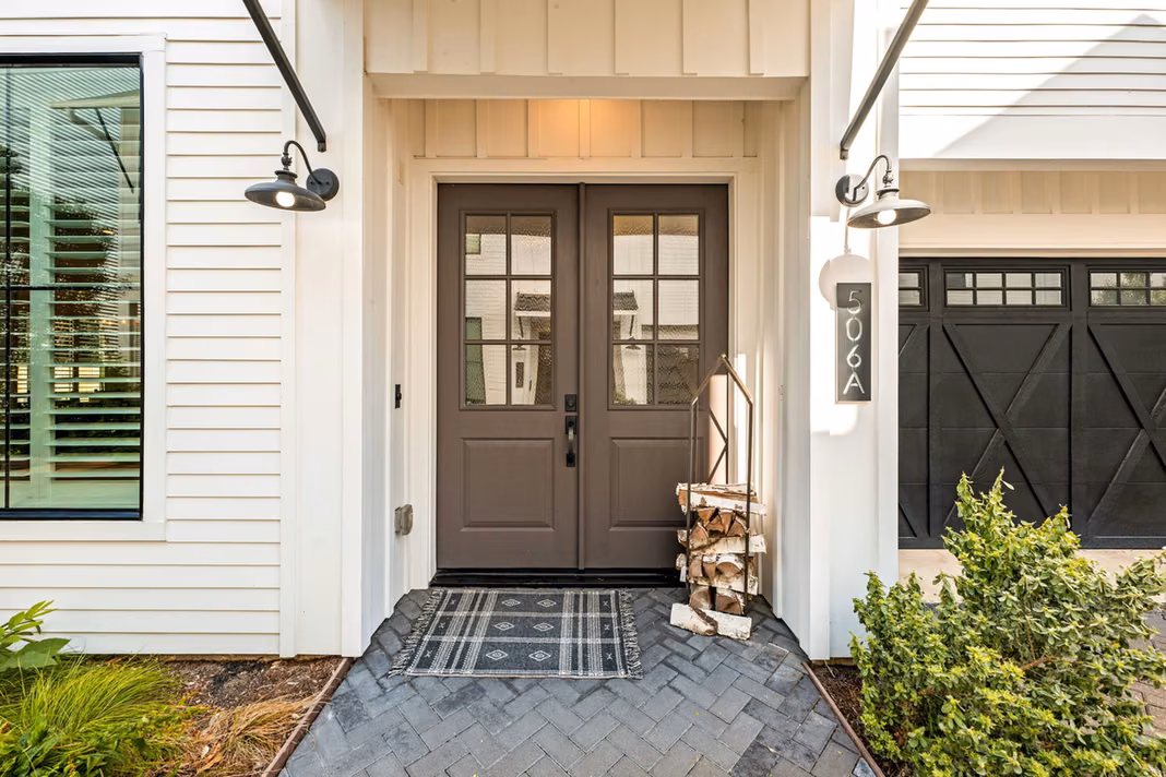 Photo 2 of 506 W Cottage Street A, Houston, TX