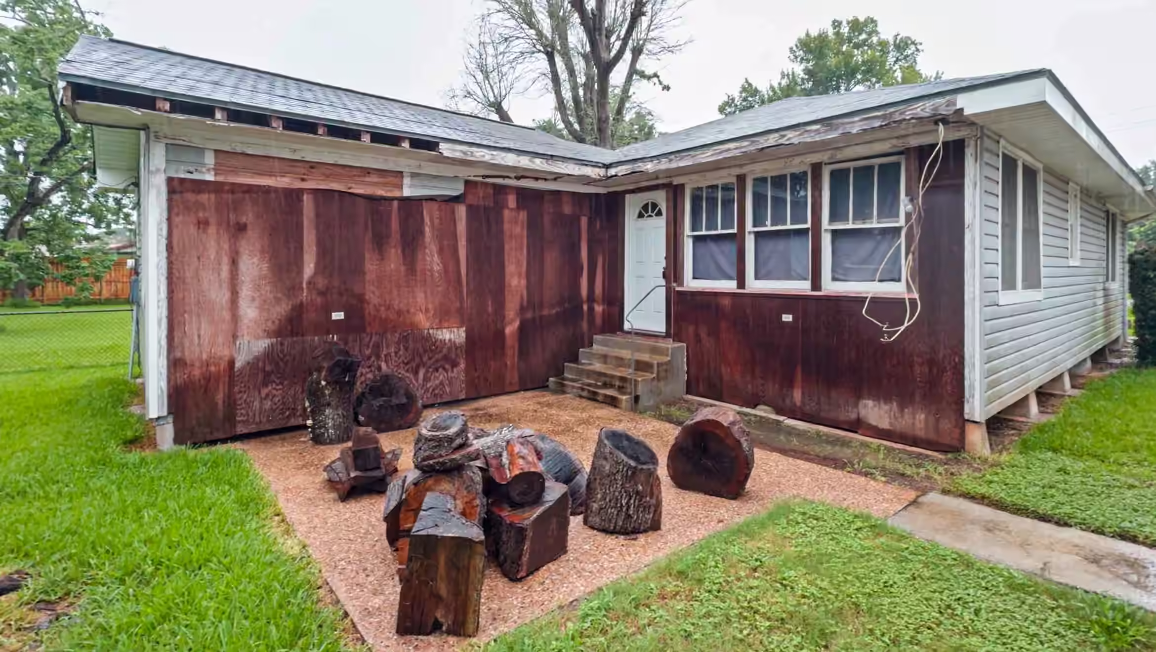 Photo 6 of 2109 Magnolia Drive, La Marque, TX