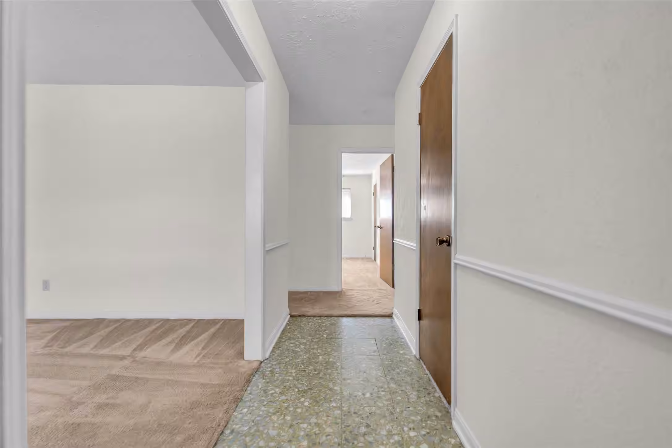 Photo 4 of 9106 Willow Meadow Drive, Houston, TX