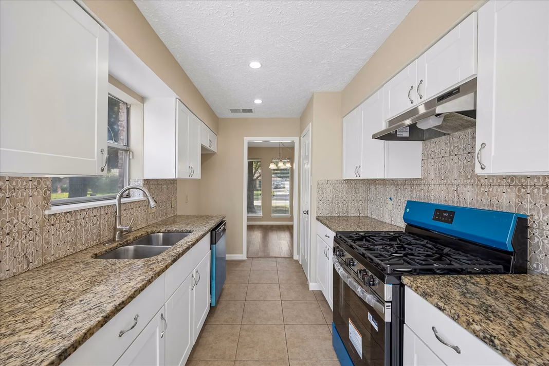 Photo 3 of 21314 Park Villa Drive, Katy, TX