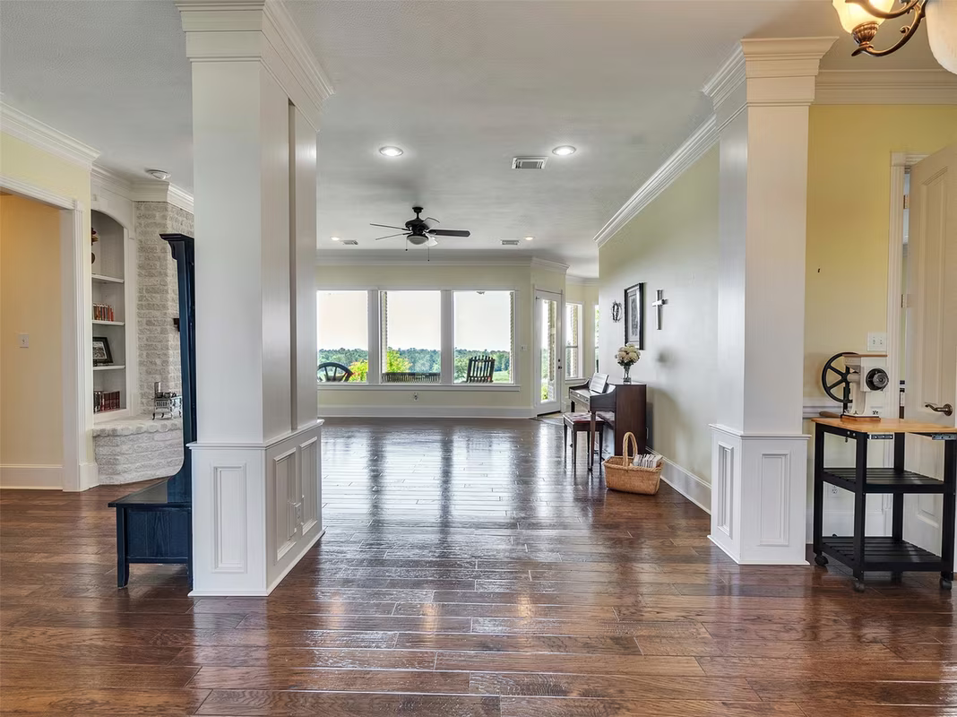 Photo 3 of 9265 Wren Lane, Bellville, TX