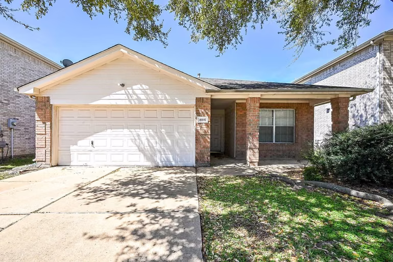 Photo 2 of 4815 Monarch Glen Lane, Katy, TX