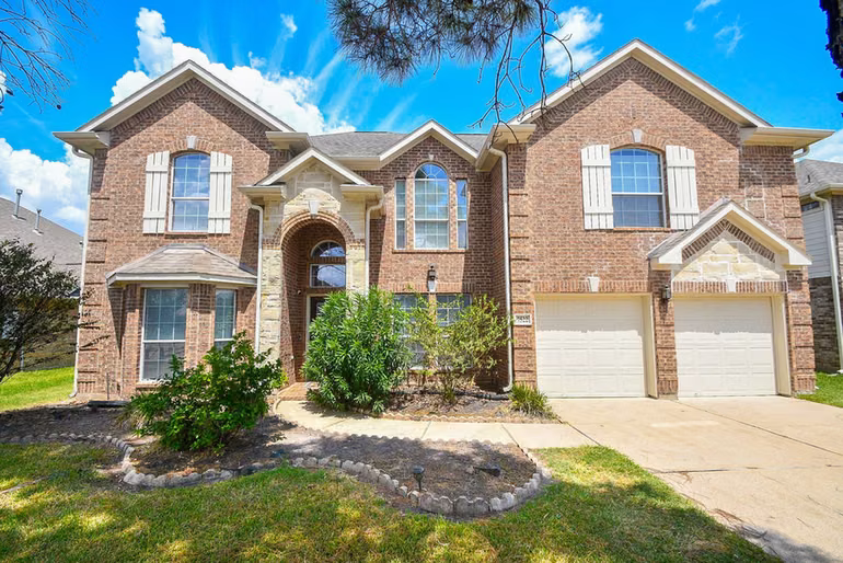 Photo of 7522 Eastwood Lake Ln, Richmond, TX 77407