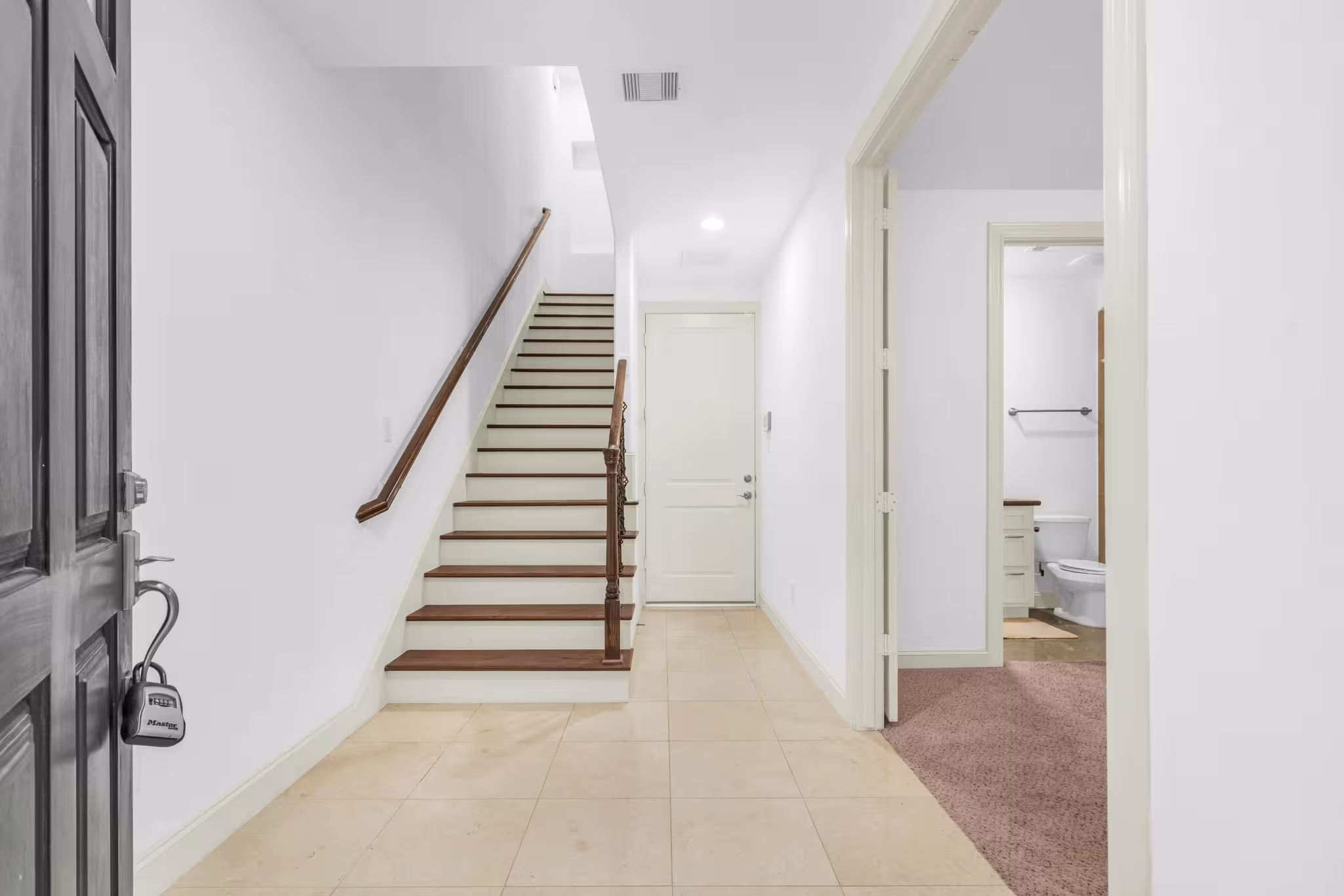 Photo 4 of 3223 Maxroy Street, Houston, TX