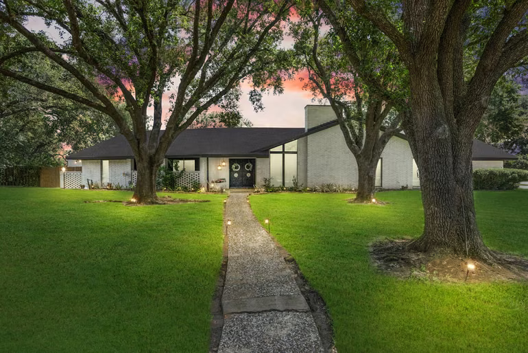 Photo of 618 Melody Lane, Eagle Lake, TX