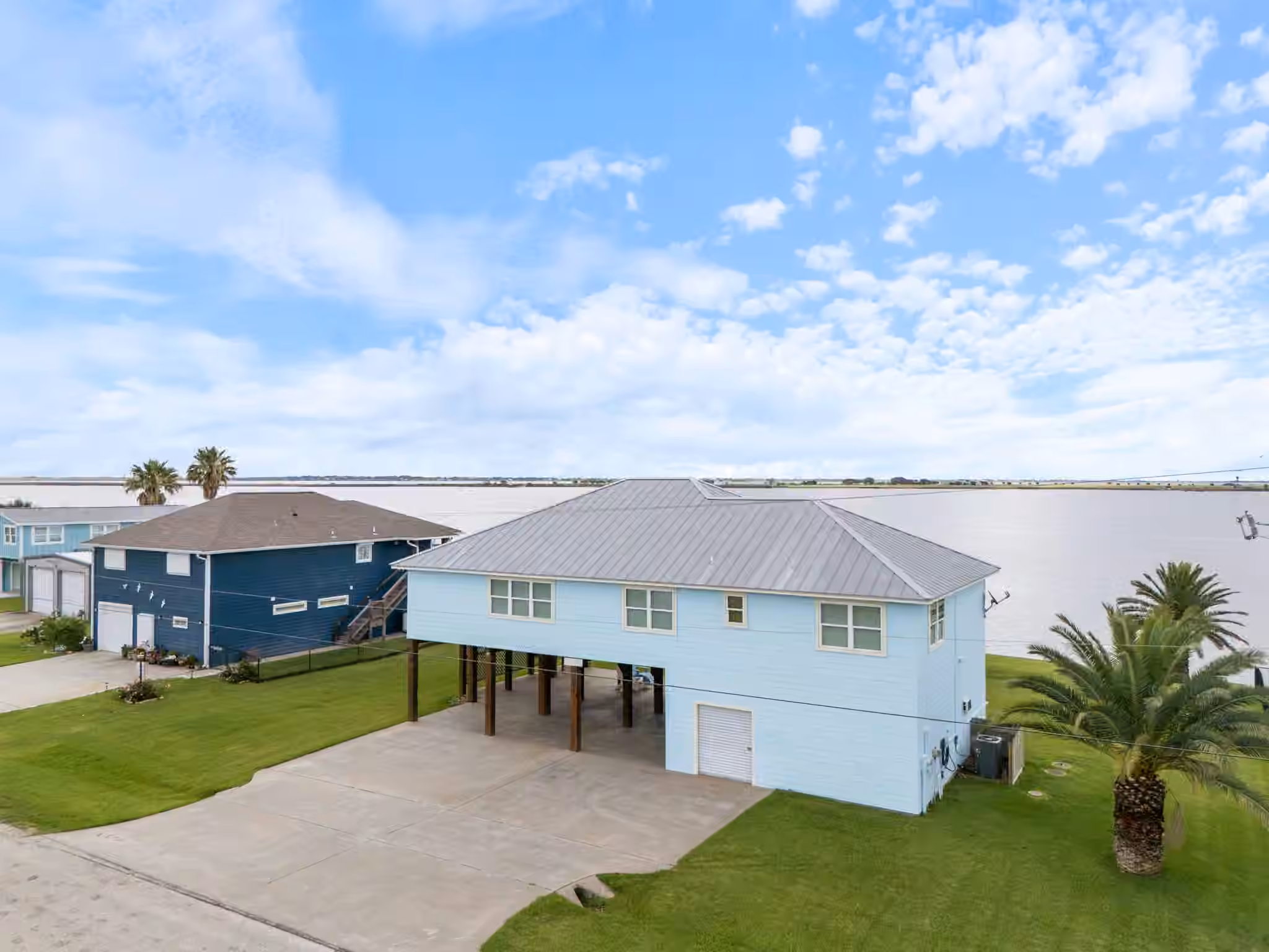 Photo of 1730 W Bayshore Drive, Palacios, TX 77465