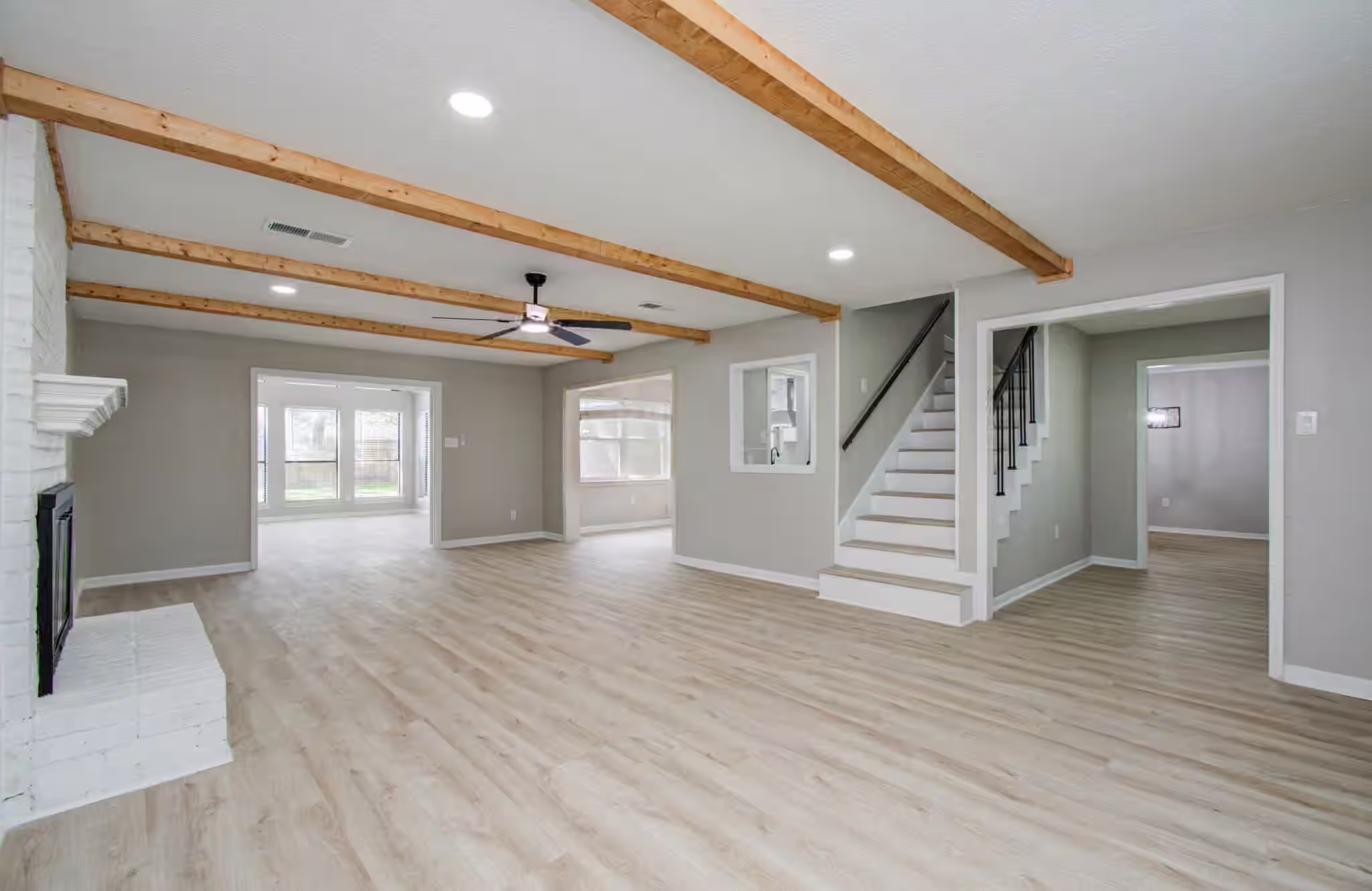 Photo 6 of 4735 Theall Road, Houston, TX
