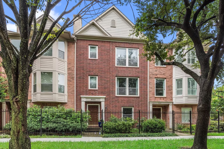 Photo of 3023 Austin Street, Houston, TX
