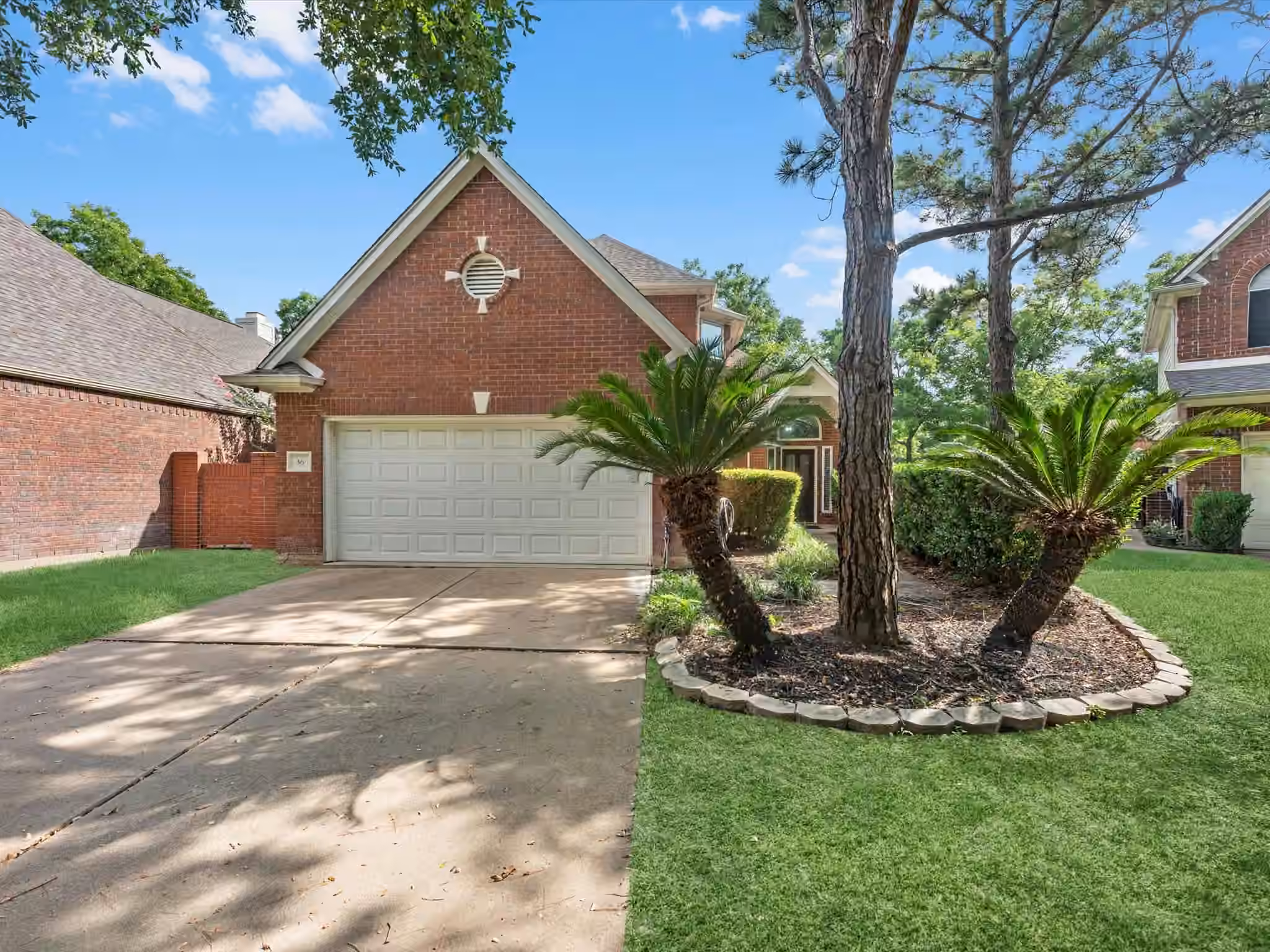 Photo 3 of 36 Grants Lake Circle, Sugar Land, TX