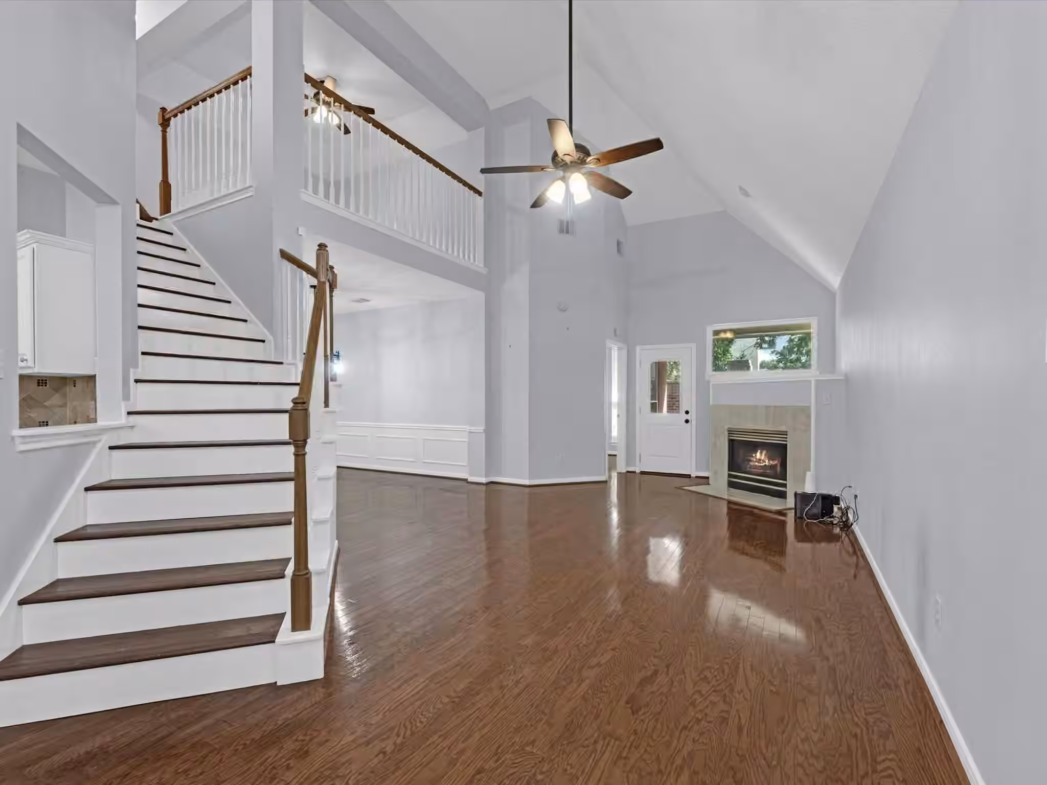 Photo 5 of 36 Grants Lake Circle, Sugar Land, TX