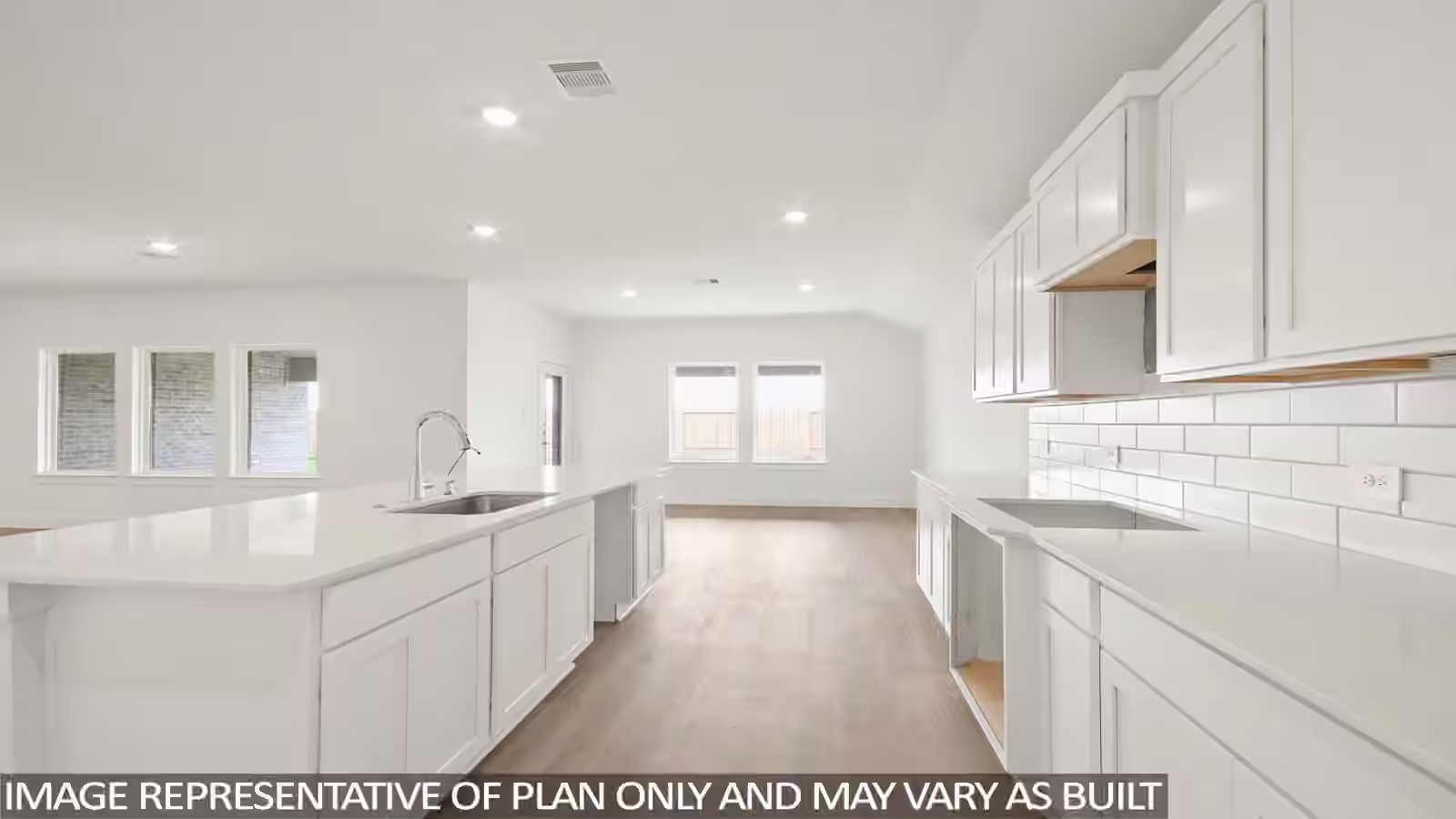 Photo 5 of 15119 Cibolo Lane, Baytown, TX