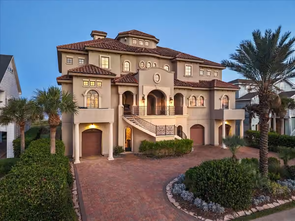 Photo of 19615 Shores Drive, Galveston, TX