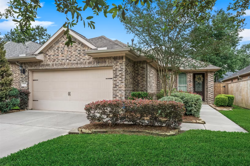 Photo of 142 Elderberry Trail, Montgomery, TX 77316