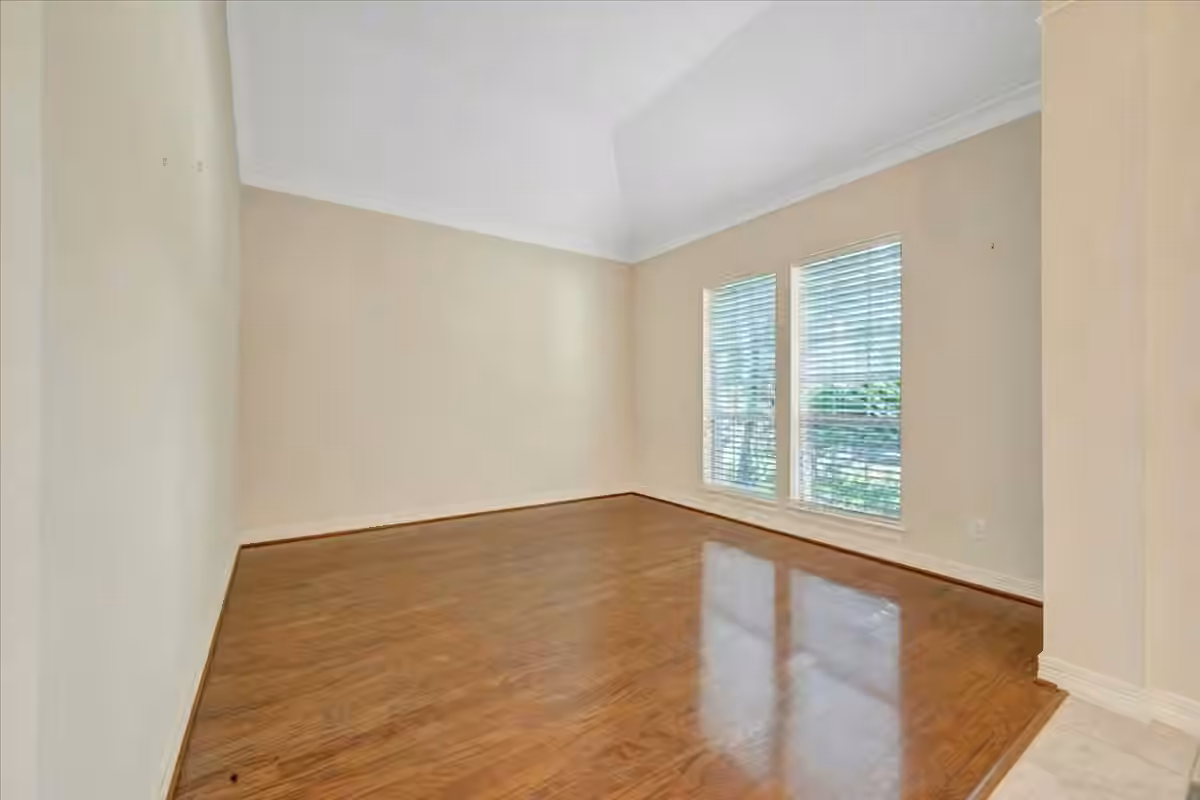 Photo 5 of 15511 Pinenut Bay Court, Houston, TX