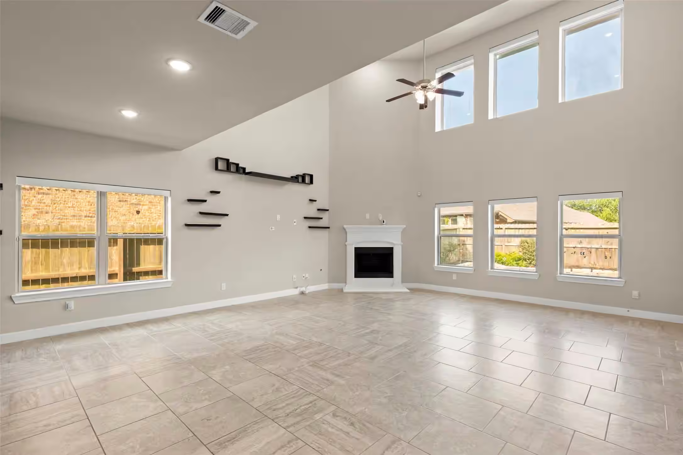 Photo 5 of 4311 Berry Bend Lane, Richmond, TX