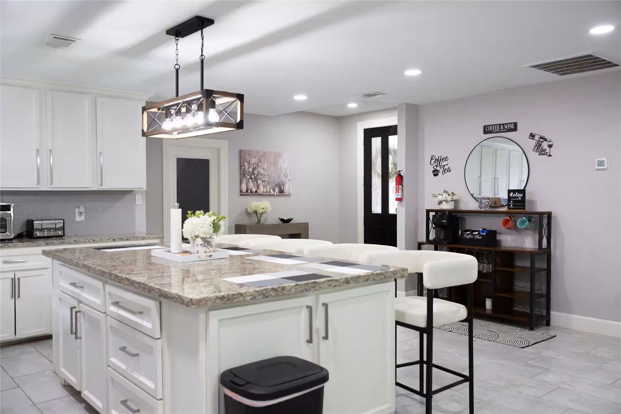 Photo 6 of 12218 Hillcroft Street, Houston, TX