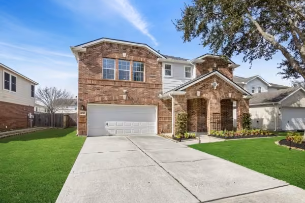 Photo 3 of 3727 Norwood Glen Lane, Friendswood, TX
