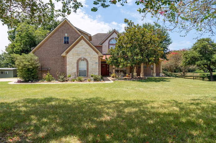 Photo of 211 Brazos Hill Lane, Sealy, TX 77474