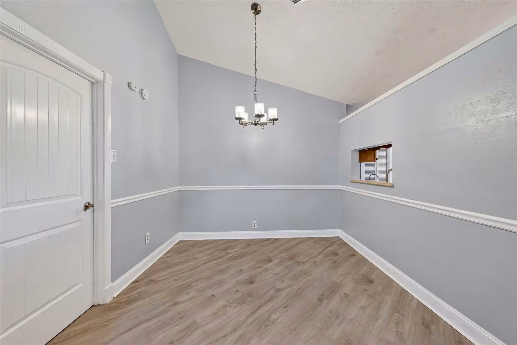 Photo 6 of 19415 Moonhollow Drive, Houston, TX