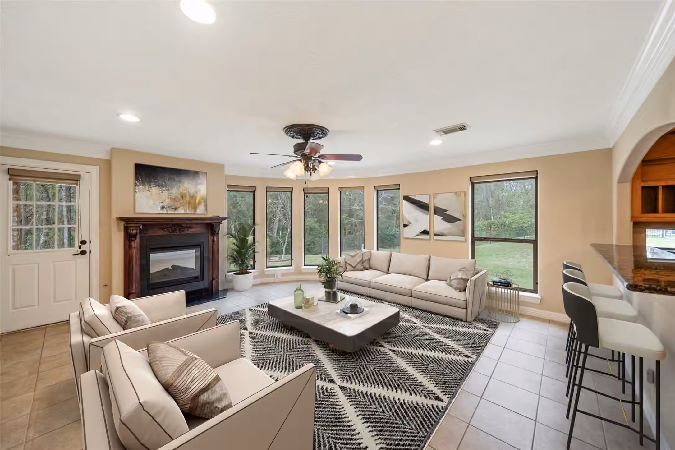 Photo 3 of 901 Longmire Road 28, Conroe, TX