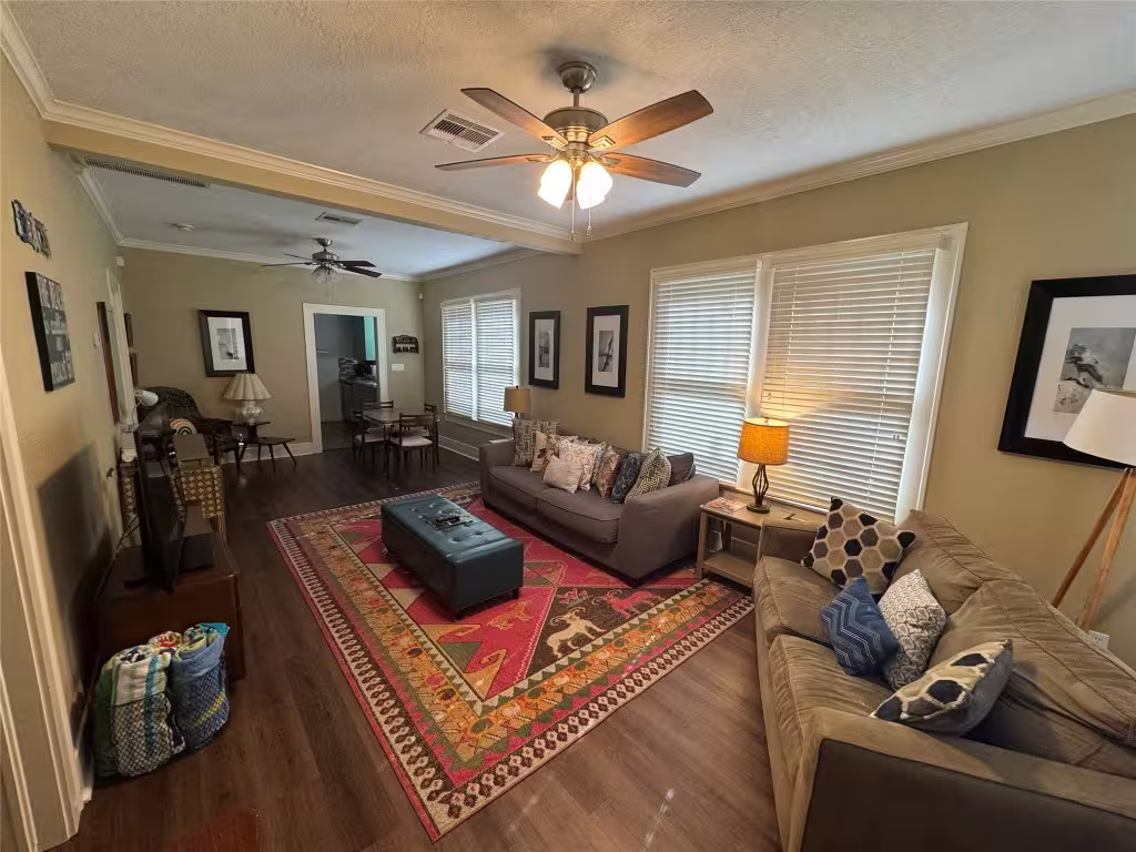 Photo 6 of 4419 Avenue Q 1/2, Galveston, TX