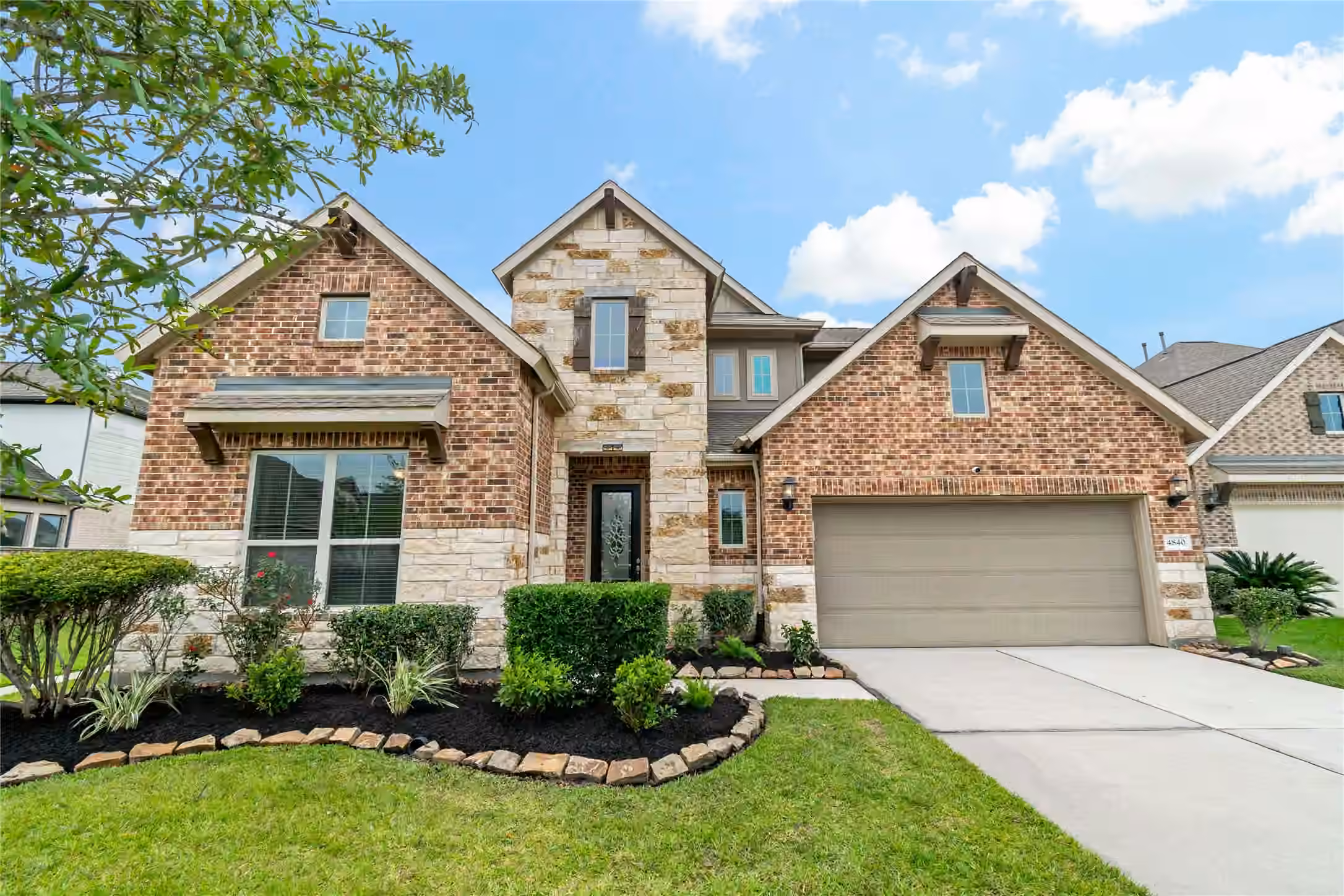 Photo 2 of 4840 Peppermill Ridge Lane, Rosharon, TX