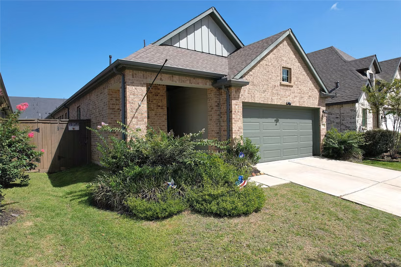Photo 4 of 21586 Jordan Pond Ridge, Porter, TX