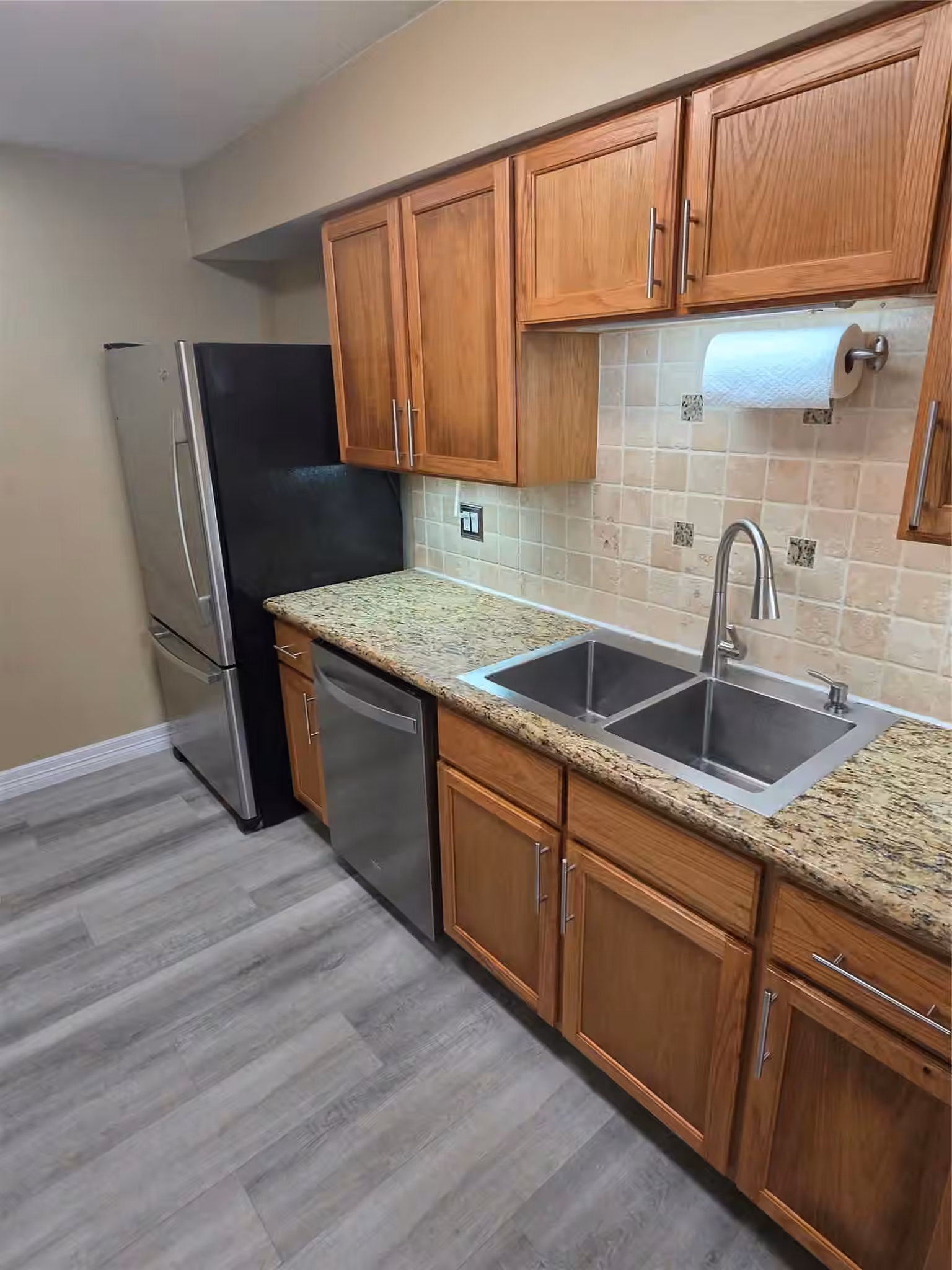 Photo 6 of 10555 Turtlewood Court 1206, Houston, TX