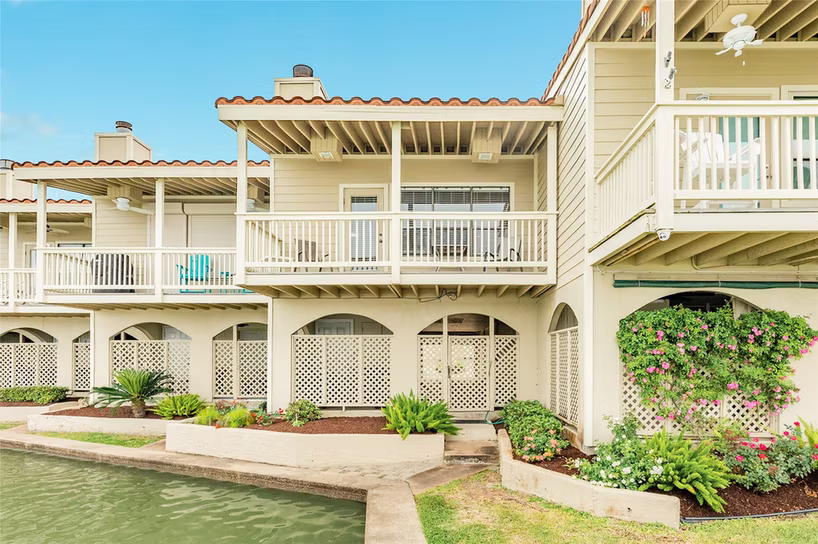 Photo 2 of 19 Dana Drive C, Galveston, TX