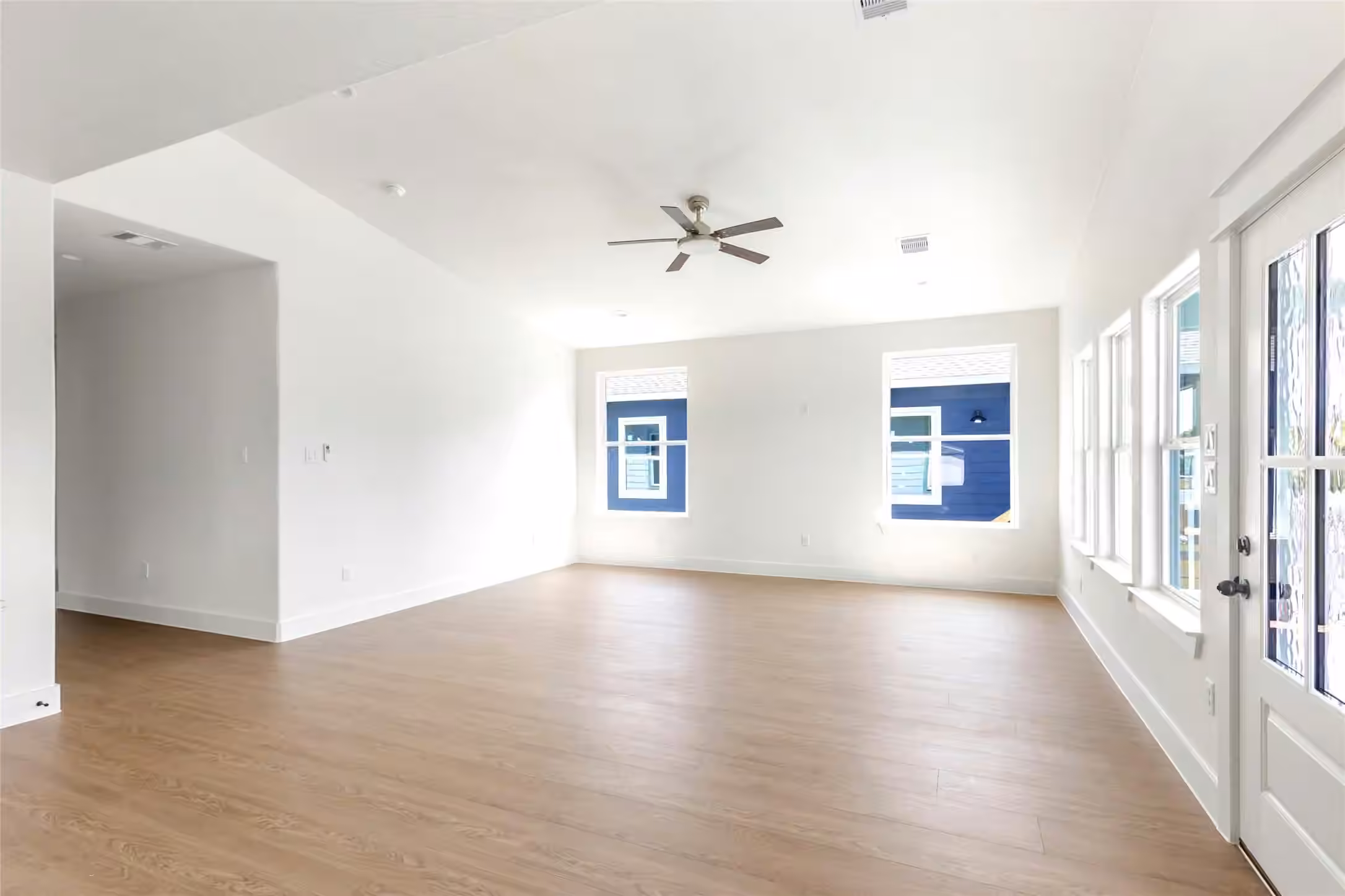 Photo 6 of 114 Dwire Drive, La Porte, TX