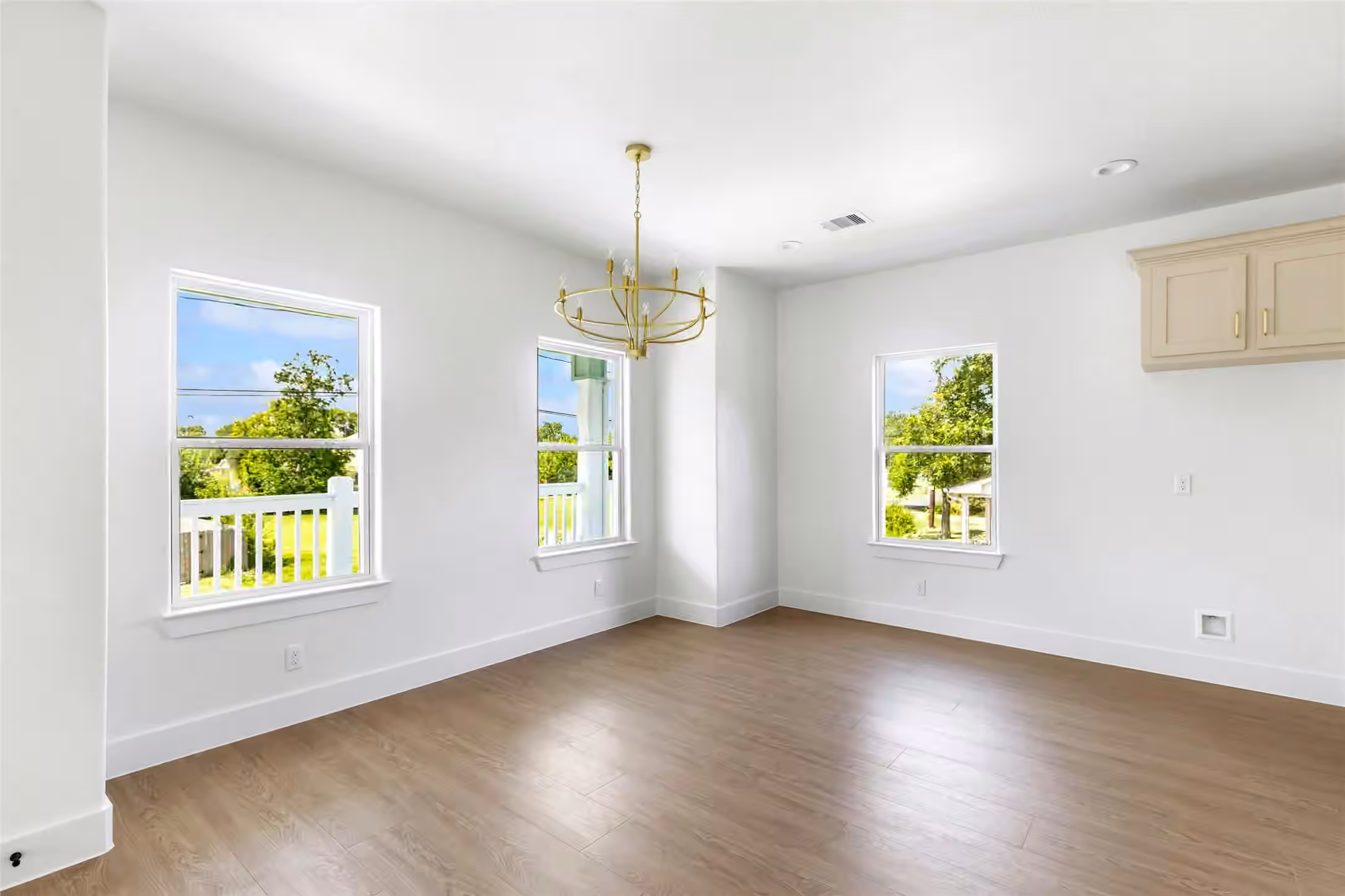 Photo 7 of 114 Dwire Drive, La Porte, TX