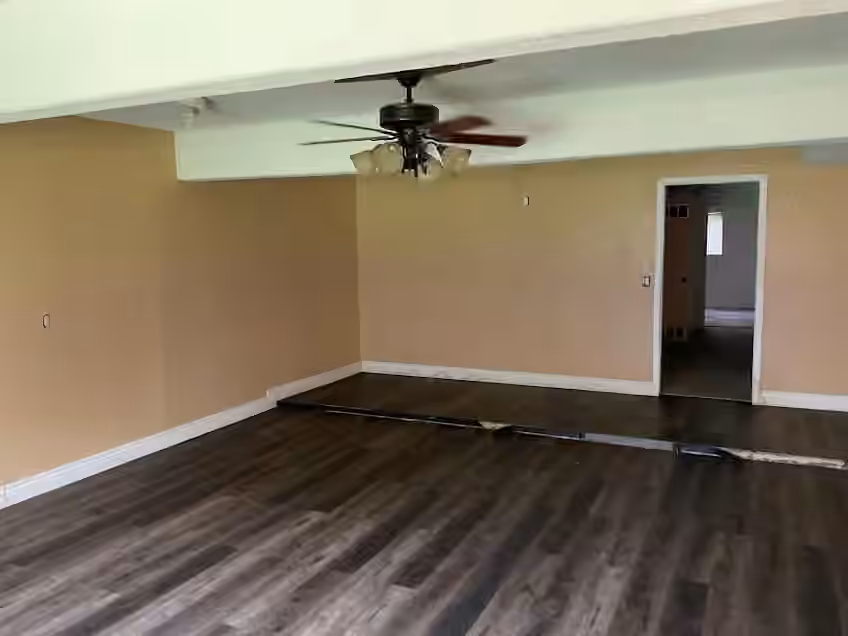 Photo 2 of 543 Bluebonnet Drive, Freeport, TX