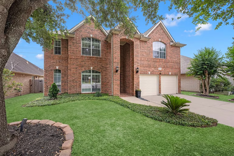 Photo 2 of 10319 Mossy Brook Lane, Cypress, TX