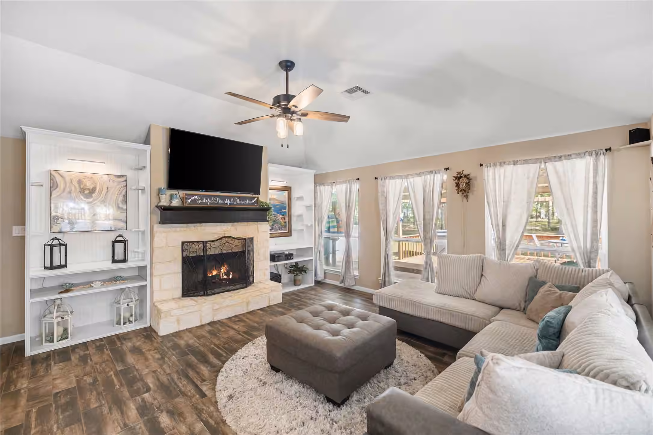 Photo 6 of 8997 Hickory Road, Plantersville, TX
