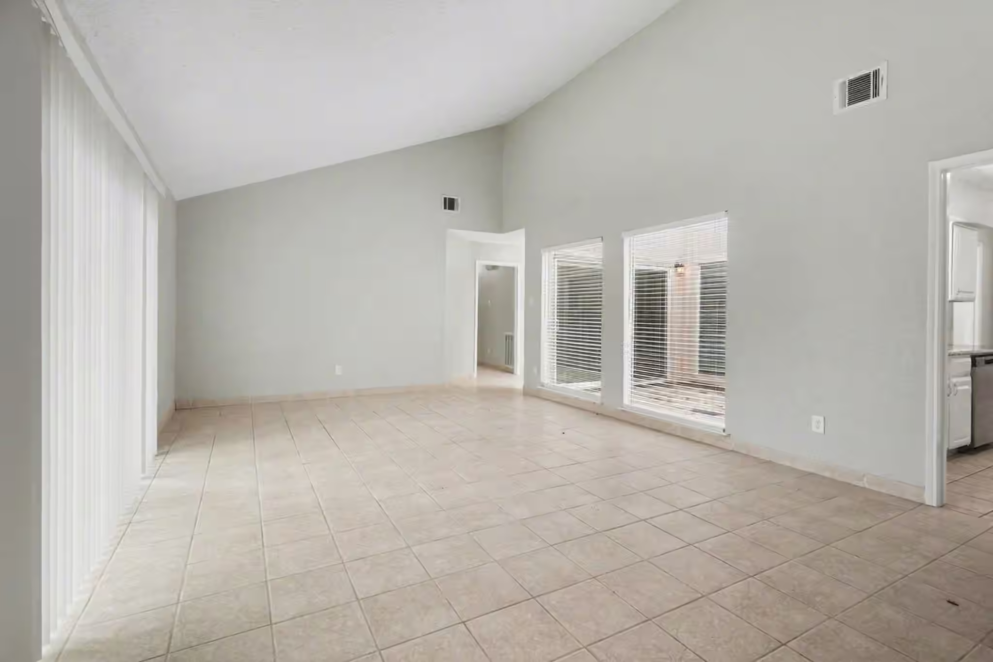 Photo 7 of 22206 Fincastle Drive, Katy, TX