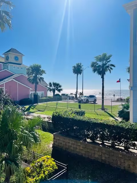 Photo 2 of 7000 Seawall Boulevard 524, Galveston, TX