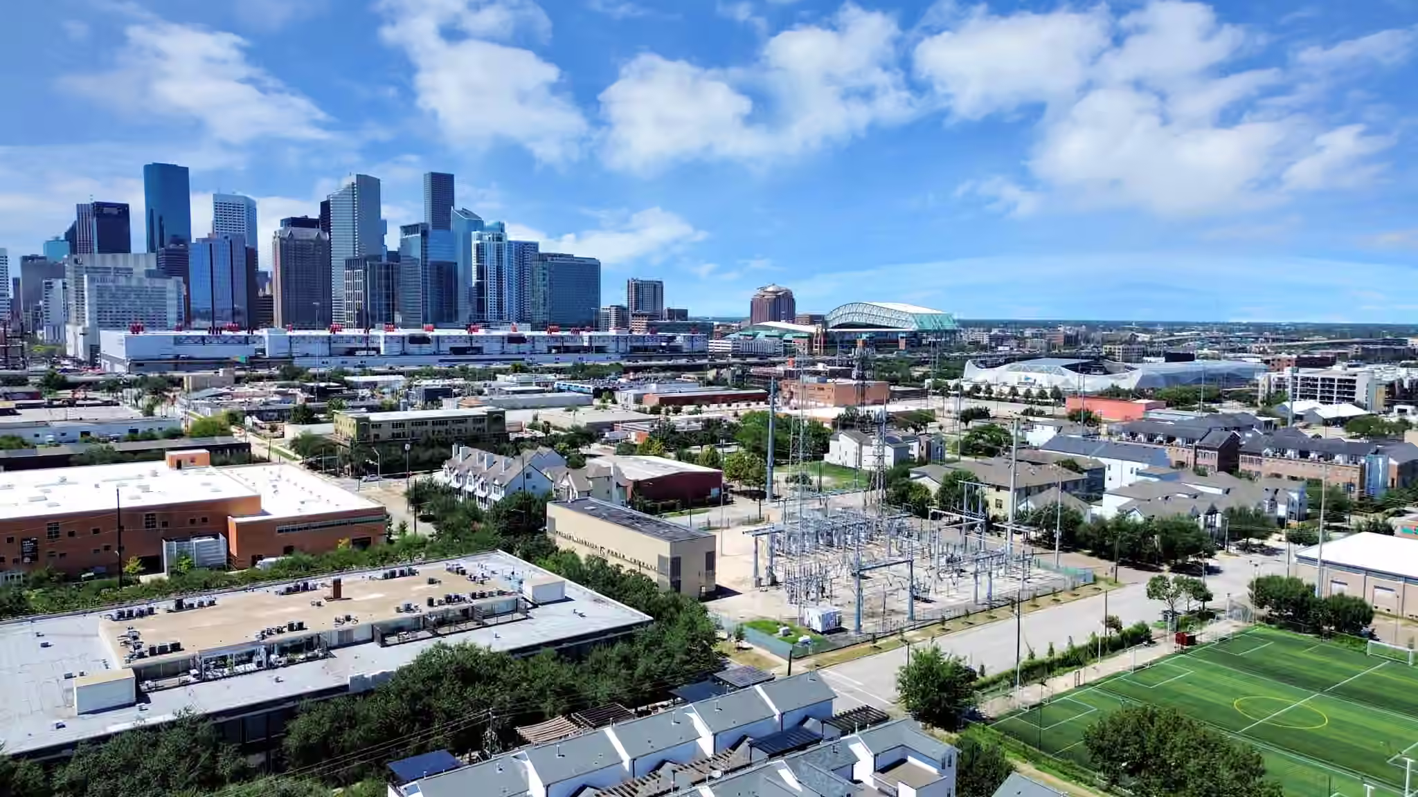 Photo 4 of 1303 Live Oak Street, Houston, TX