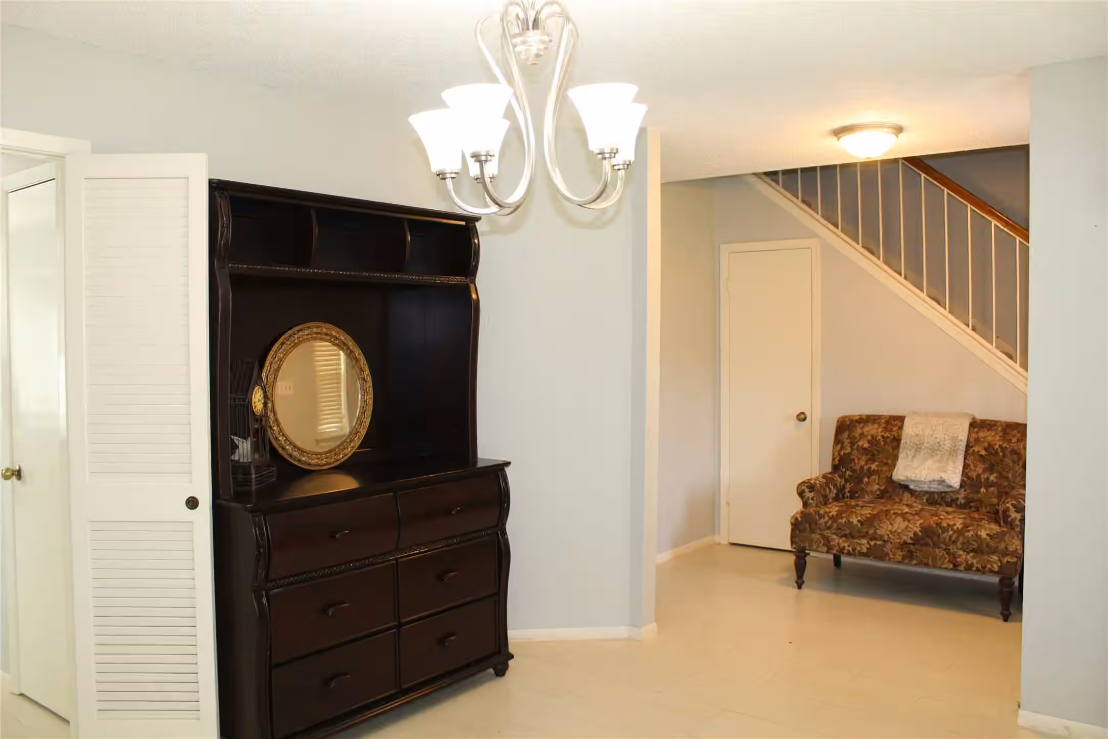 Photo 4 of 3118 Flintwood Drive, Sugar Land, TX