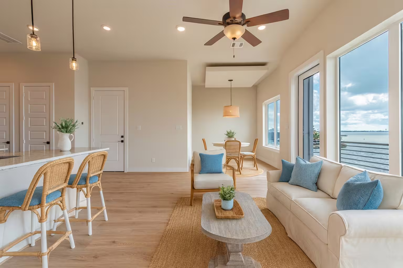 Photo 4 of 4403 Davis Lane, Seabrook, TX