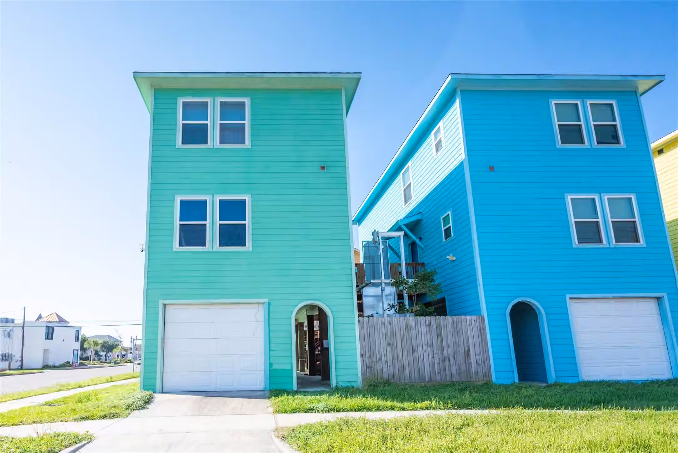 Photo 6 of 2101 Sealy Street, Galveston, TX