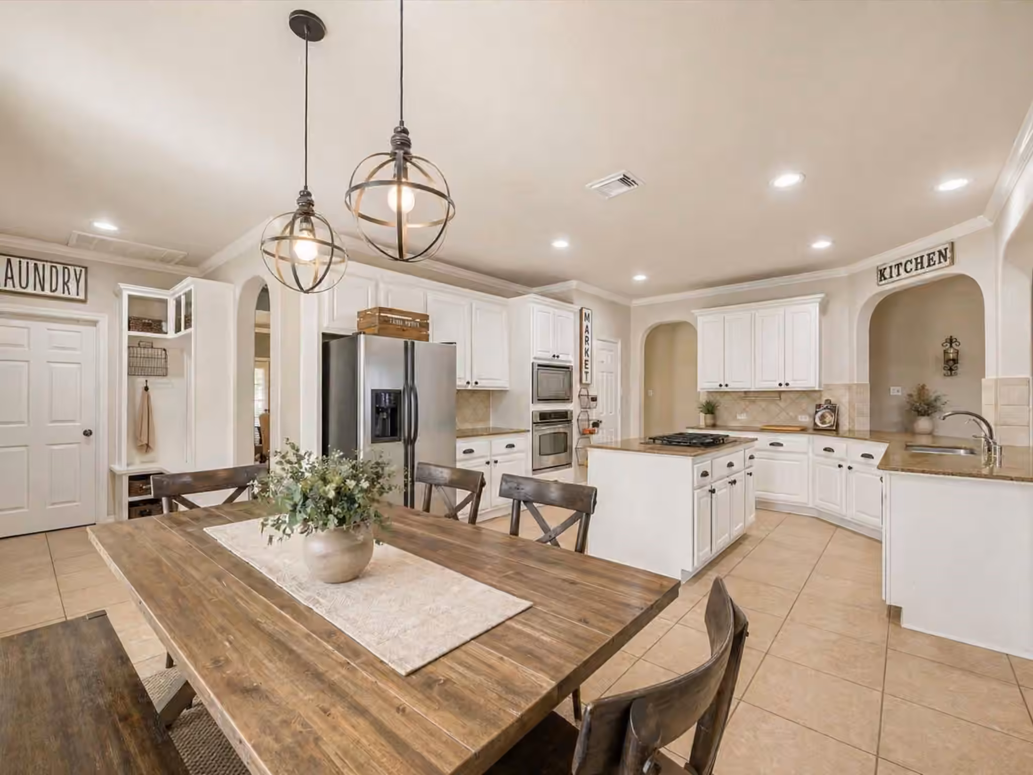 Photo 2 of 2202 SUMMER WIND DRIVE, Sugar Land, TX